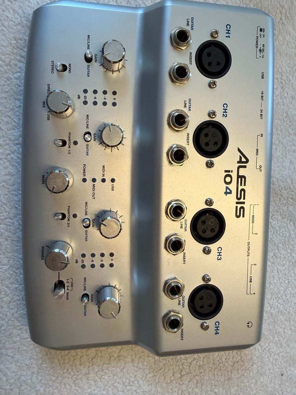Alesis iO4 4-Channel 4x4 24bit USB Audio Interface